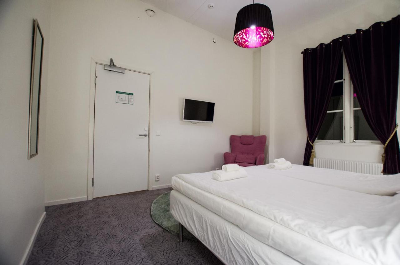 Hostel Fyristorg Uppsala Bagian luar foto
