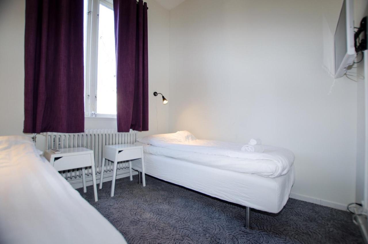Hostel Fyristorg Uppsala Bagian luar foto