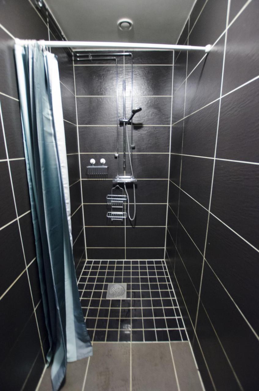 Hostel Fyristorg Uppsala Bagian luar foto